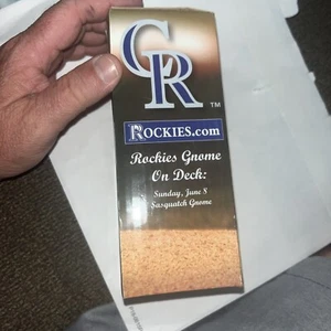 New Super Cargo Carlos Gonzalez Colorado Rockies Bobblehead Gnome 2014 SGA NIB - Picture 1 of 12