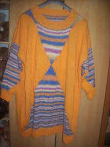 Leichter Pullover Muster-/Materialmix mandarine-jeansblau selbstgestr. Gr. 60-64 - Bild 1 von 8