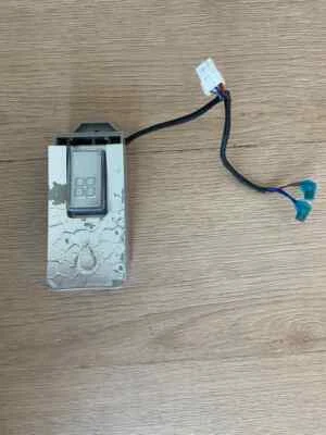 1456980 Westinghouse Nevera Dispensador de Agua Hielo Actuador Botón WSE6070 WSE6970 Foto 1 de 4