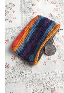 Hand Crocheted Zipper Coin Purse - Picture 1 of 8