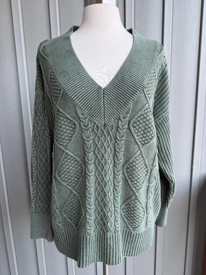 Aerie Olive Green Cotton Oversized Cable V Neck Pullover Sweater Size M - Image 1 of 4