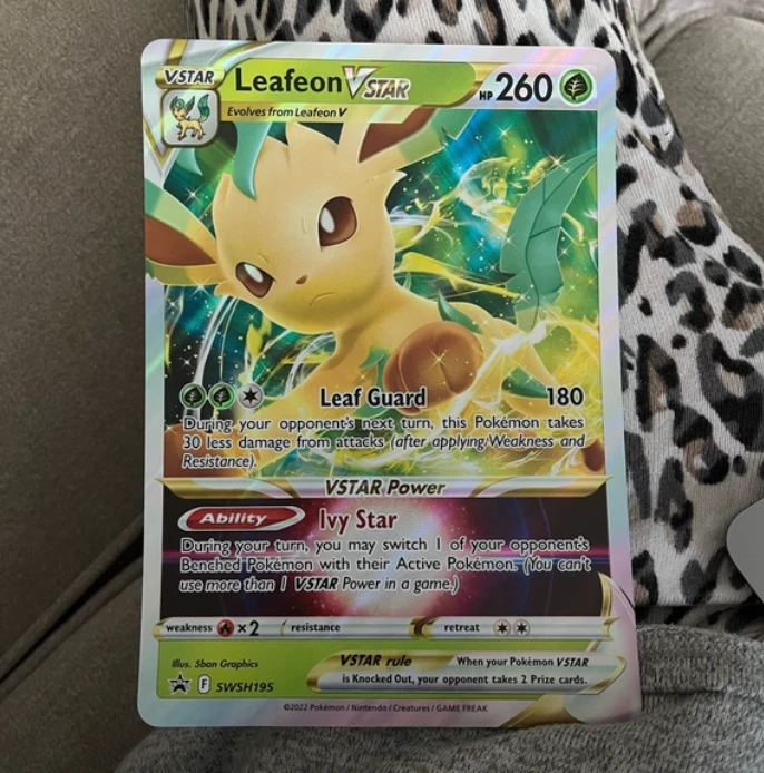 Leafeon VSTAR SWSH195 Sword & Shield Black Star Promo Jumbo Holo Card - Image 1 of 1
