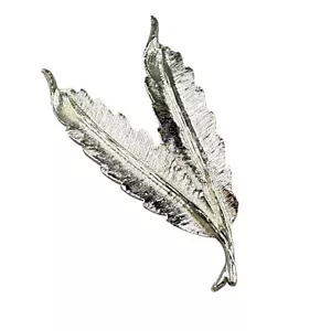 Silver-Tone Leaf Pin Brooch With Dual Feather Design Vintage Pin Jewelry - Picture 1 of 13