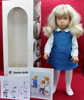 Túnica rubia vintage 16" muñeca Sasha 115, falda interior, medias y zapatos, con etiqueta y caja, Reino Unido. Foto 1 de 4