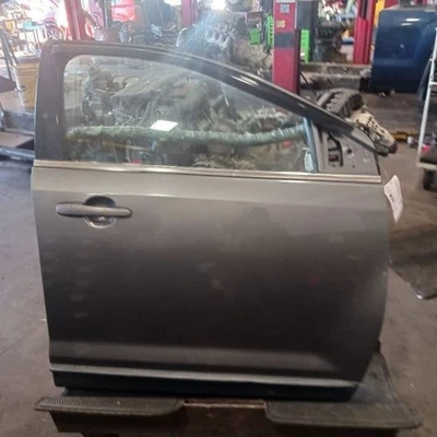 Puerta delantera derecha borde pasajero se adapta 07-10 4667142 Foto 1 de 4