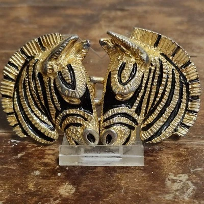 Hebilla de cinturón vintage Mimi Di N 1976 metal dorado y negro cebra Foto 1 de 4