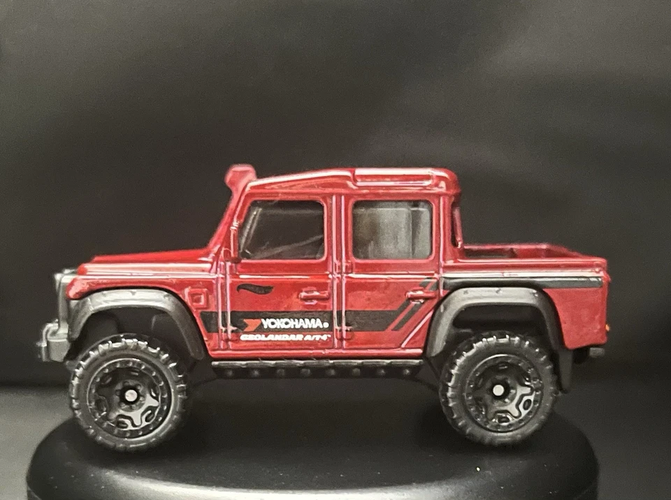 Hot Wheels ‘15 Land Rover Defender Double Cab 🔴Red HW Dirt 1:64 Mattel Diecast - Image 1 of 4