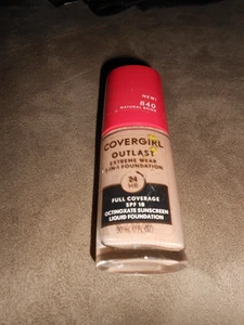 Covergirl Outlast Extreme Wear Foundation 840 Natural Beige - Picture 1 of 1