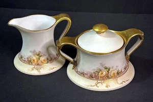 LIMOGES T&V France Zuckerdose & Milchkännchen weiß rosa Rosen & Nuggetgriffe - Bild 1 von 12