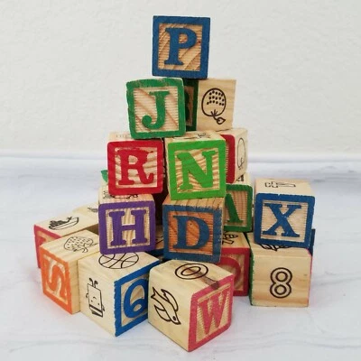 27 Wooden Alphabeth Blocks Lot A to Z. Colourful - Image 1 of 4