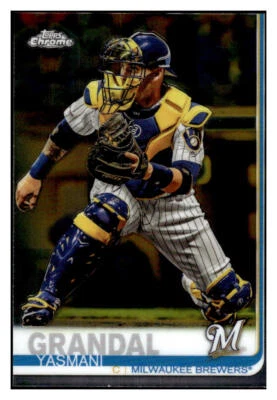 2019 Topps Chrome Update #17 Yasmani Grandal Milwaukee Brewers - Image 1 of 2