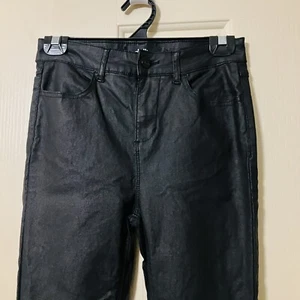 Black Pleather Pants Trousers Jeans Womens Size 8 - Picture 1 of 12