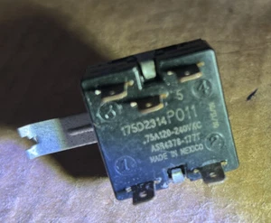 GE Washer Rotary Temp Switch Pt. # WH12X10499, 175D2314P011 - Picture 1 of 3