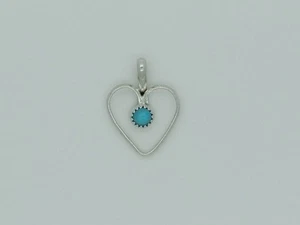 Vintage Sterling Silver Open Heart Pendant with a Cabochon Turquoise C1950's - Picture 1 of 3