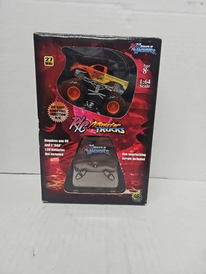 Muscle Machines R/C Monster Trucks Carolina Crusher Chevy Radio Control DieCast - Image 1 of 4
