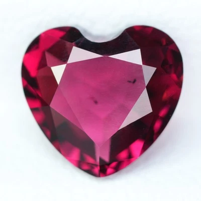 Rodolita Mozambique 100 % rosa rojizo natural corazón perfecto de 1,60 quilates 7,6 x 7,1 mm Foto 1 de 4