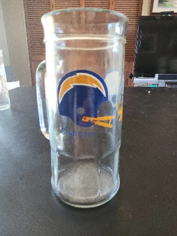 Vtg Fisher Peanuts NFL Chargers Glass Beer Mug Chargers Football Stein drink bar Cover