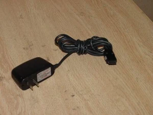 Audiovox Chargeur Téléphone Portable UTstarcom Adaptateur Secteur 4.2 V pour Voyage/Maison TRC-8600 - Photo 1 sur 3