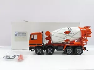 Betoniera 1:50 Conrad 182/1 Mercedes Benz Readymix - Foto 1 di 7