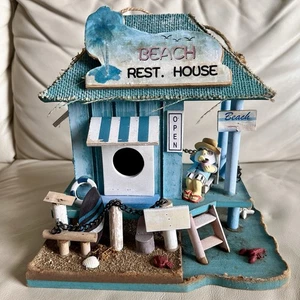 Miniature Wooden Beach Rest House Birdhouse Decor - Picture 1 of 9