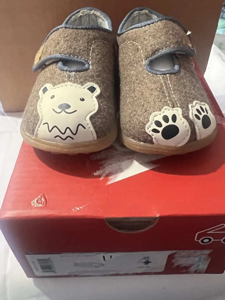 Новый See Kai Run Cruz II - белый медведь размер 4 ребенка ясельного возраста туфли тапочки кроссовки - коробка - Изображение 1 из 4