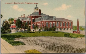 c1910s PITTSFIELD, Massachusetts Postcard "BERKSHIRE COUNTY JAIL" Building View - Picture 1 of 2
