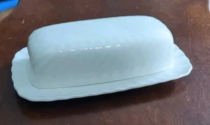 Johnson Brothers Regency Canterbury White Bone China 1/4 lb Covered Butter Dish - Picture 1 of 9