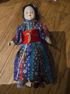 Vintage Porcelain Chinese Style Doll Dressed as Geisha Very beautiful - Picture 1 of 4