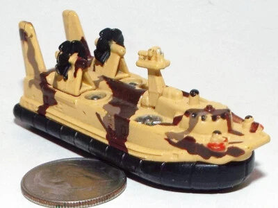 Pequeña Micro Máquina Marina de los Estados Unidos ASIT Assualt Aerodeslizador Landing Craft en Desierto Camuflaje Foto 1 de 4