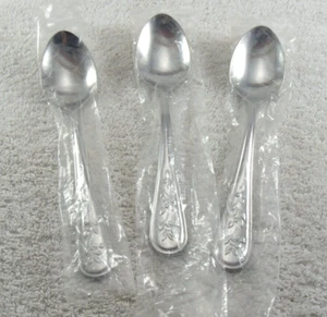 Berry Vine Teaspoon Lot of 3 Reed & Barton New Glossy  Stainless Flatware China - Picture 1 of 4