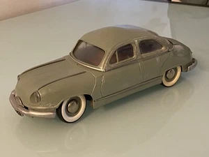 Jouet ancien Panhard Dyna Z JEP 1/15 No CIJ Joustra JRD - Picture 1 of 7