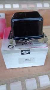 Voltage Regulator Standard VR-171 - Picture 1 of 2