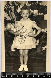 Old photo Cute Children, Charming Attractive Girl With the doll - Picture 1 of 3