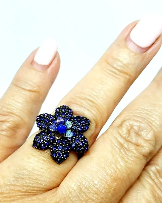 Precioso Anillo Flor Cristal Púrpura Michal Negrin Talla Única. Foto 1 de 4