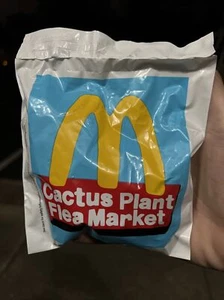 Mercado de huidas de plantas de cactus x McDonalds juguete de comida feliz adulto mueca sellado - Imagen 1 de 1