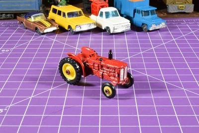 Husky Diecast Coleccionable Rojo "BM Volvo Tractor" Muy Buen Estado Foto 1 de 4