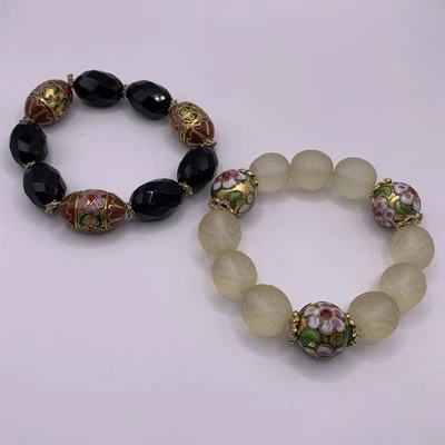 Lote de Dos Pulseras Cloisonné Cuentas de Vidrio Elastizadas Florales Foto 1 de 3