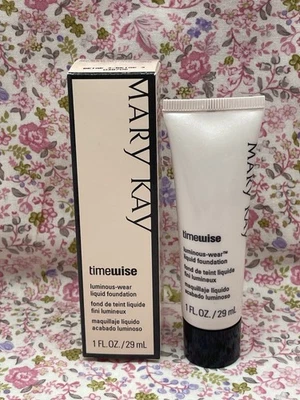 Mary Kay BEIGE 3 Timewise Luminous Wear Liquid Foundation. New/ Discontinued - Image 1 of 4