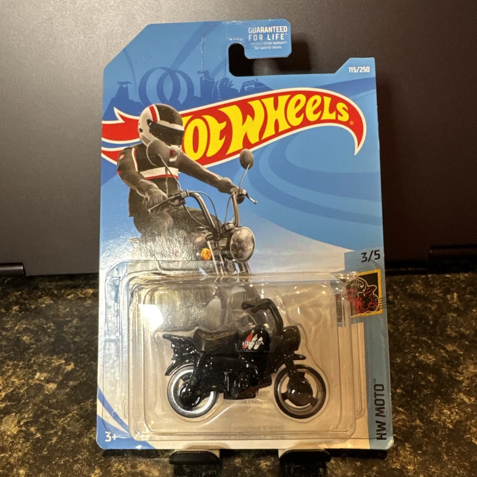 Scooter raro Hot Wheels TH Treasure Hunt negro HONDA MONKEY Z50 Foto 1 de 2