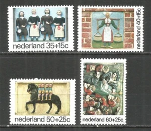 NETHERLANDS 1975 year , mint stamps MNH (**) horses - Picture 1 of 1