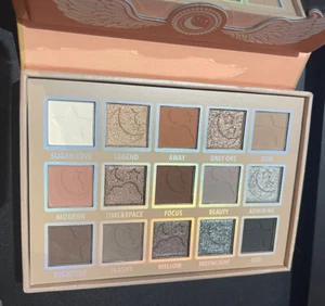 Moira Beauty Endless Moonlight Palette Eyeshadow Palette BNIB π€π€π€ - Picture 1 of 10