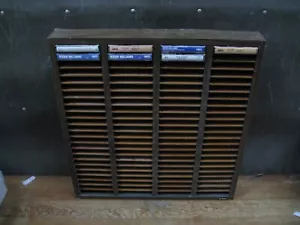 LeRac 70er-80er Jahre Vintage Holz Kassette Band Aufbewahrung Regal Wandgestell - 96 Kapazität - Bild 1 von 8