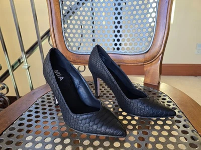 MIA 6 Tacones Bomba Negro Pitón Piel de Serpiente Repujado Imitación Clásico Nordstrom 36 Foto 1 de 4