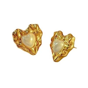 Elegant Alloy Heart Earrings with Pearls Perfect for Gifting and Everyday Wear - Picture 1 of 8