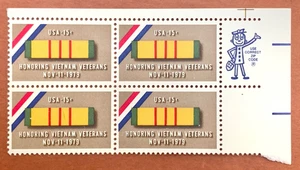 Honoring Vietnam Veterans Nov-11-1979 USA 15c Stamp Block of 4 (Scott #1802) MNH - Picture 1 of 2