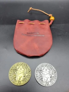 Medieval Torture Museum Pouch & 2 Coins - Picture 1 of 8