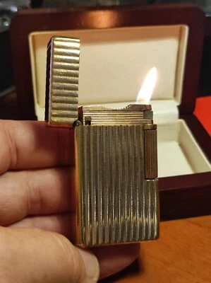 Accendino Dupont D-57 oro revisionato e funzionante briquet ancien - Immagine 1 di 4