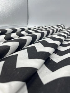 Black Chevron Poplin Cotton Blend Fabric – Zigzag Material by Yard 240 cm / 94" - Picture 1 of 4