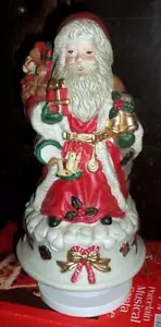 7 1/4" Porzellan musikalische Weihnachtsmannfigur Holiday Traditions Here Comes Santa MS - Bild 1 von 1