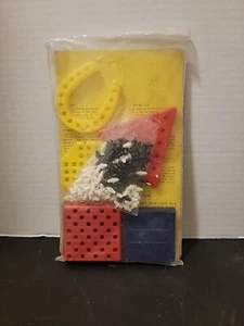 Juego de 6 clavijas de plástico vintage nuevas - Imagen 1 de 2